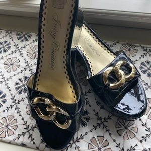 Juicy Couture peep toe wedges - Black